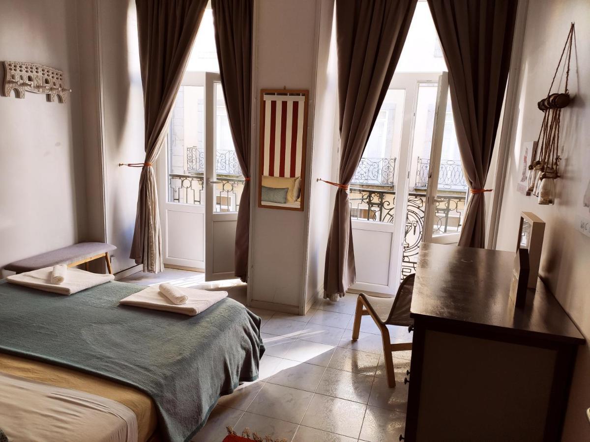 Pangsapuri 75 m² dengan 2 bilik tidur dan 1 bilik mandi peribadi di Old City Porto Luaran gambar