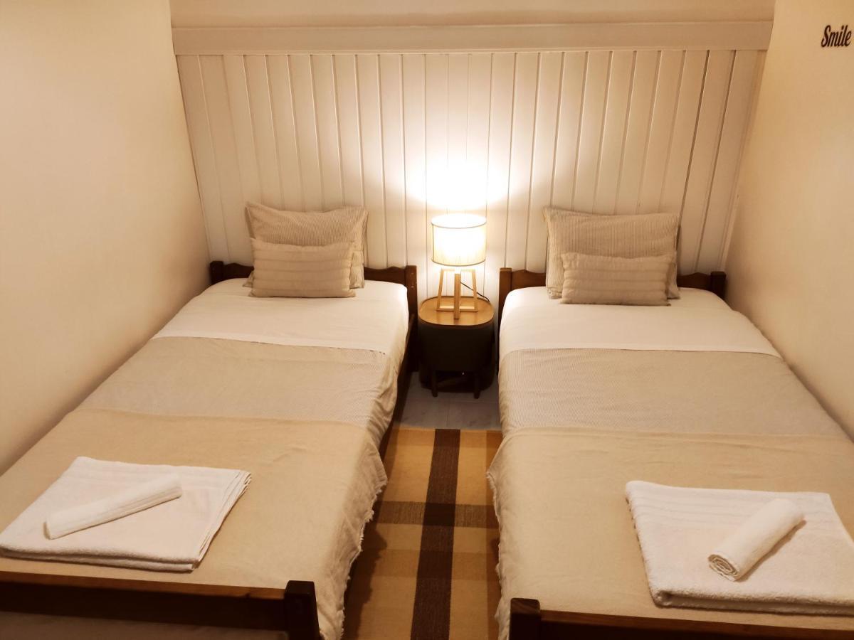 Pangsapuri 75 m² dengan 2 bilik tidur dan 1 bilik mandi peribadi di Old City Porto Luaran gambar